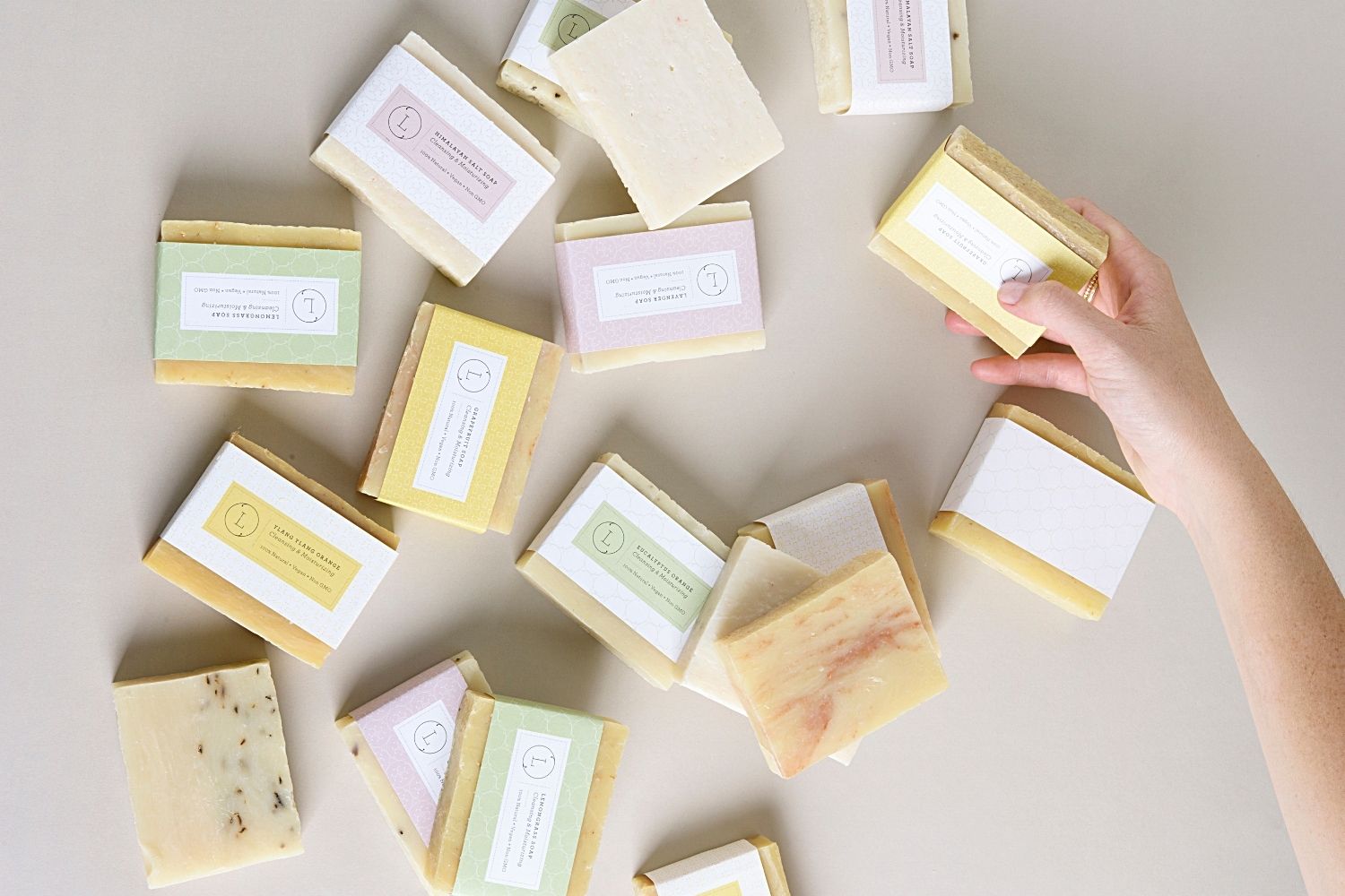 Natural Handmade Soap Bars with Essential Oils – Choose a Scent - The Everyday Things Boutique