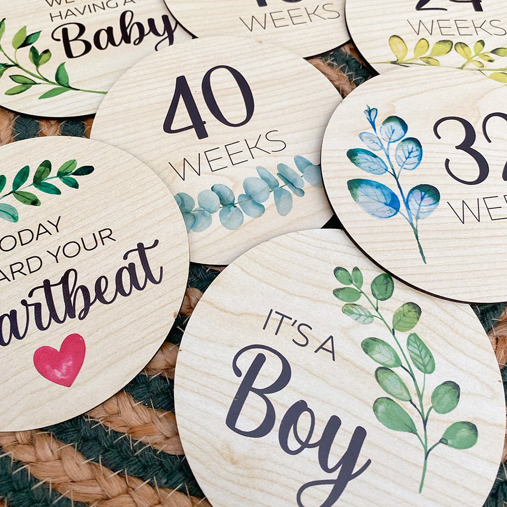 Wooden Pregnancy Milestone Cards - Green Leaves - The Everyday Things Boutique