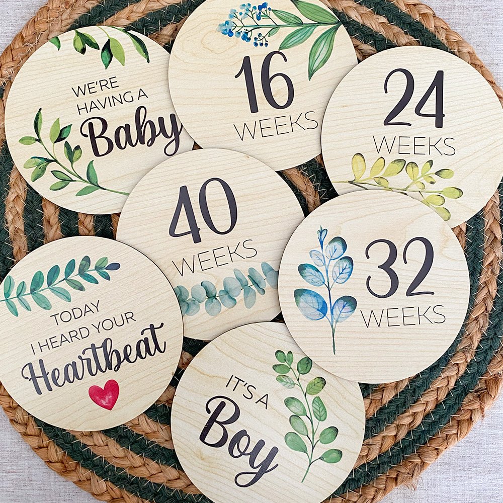 Wooden Pregnancy Milestone Cards - Green Leaves - The Everyday Things Boutique